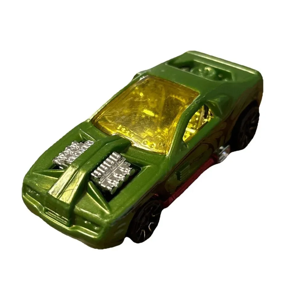 2017 Hot Wheels Hollowback Green Mystery Models Series 1:64 Diecast